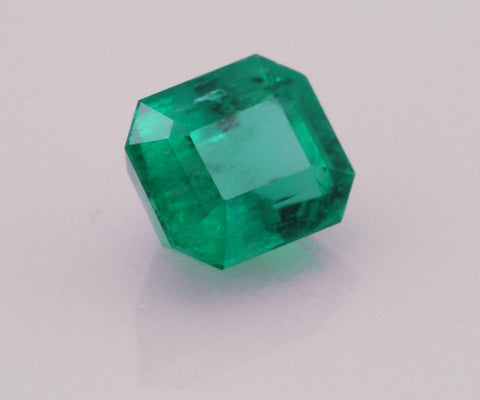 Emerald cut emerald 0.87ct