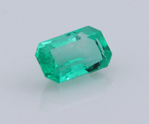 Emerald cut emerald 0.9ct